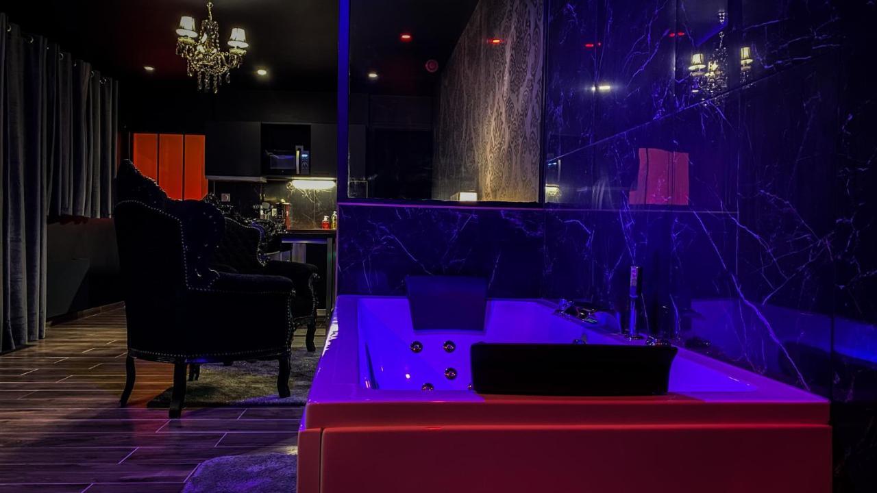 Nouveau - Luxure - Secret Suite - Jacuzzi Melun Zewnętrze zdjęcie